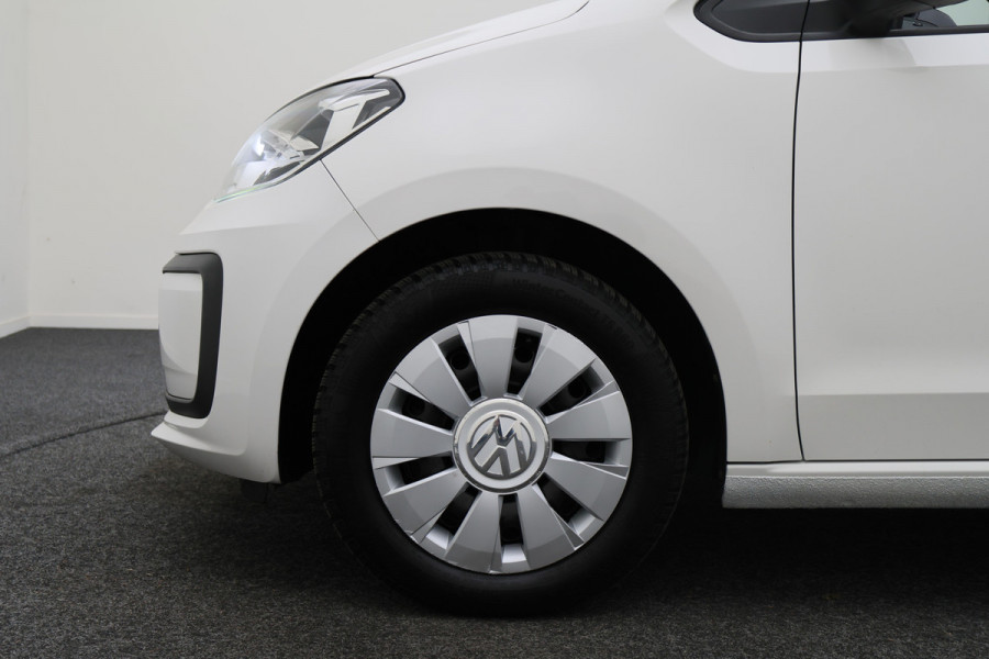 Volkswagen up! 1.0 BMT move up! Camera, Cruise, DAB, Airco, PDC