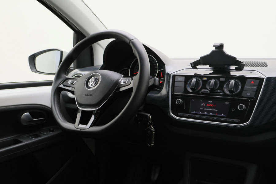 Volkswagen up! 1.0 BMT move up! Camera, Cruise, DAB, Airco, PDC