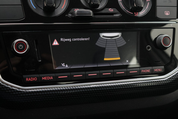 Volkswagen up! 1.0 BMT move up! Camera, Cruise, DAB, Airco, PDC