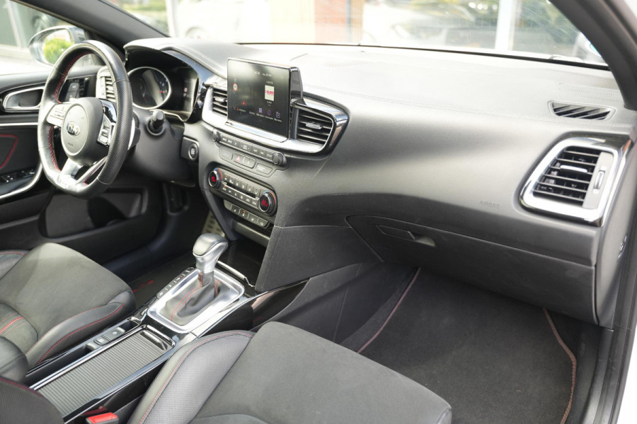 Kia ProCeed 1.6 T-GDI GT Panoramadak JBL Sportstoelen Camera Lane Assist