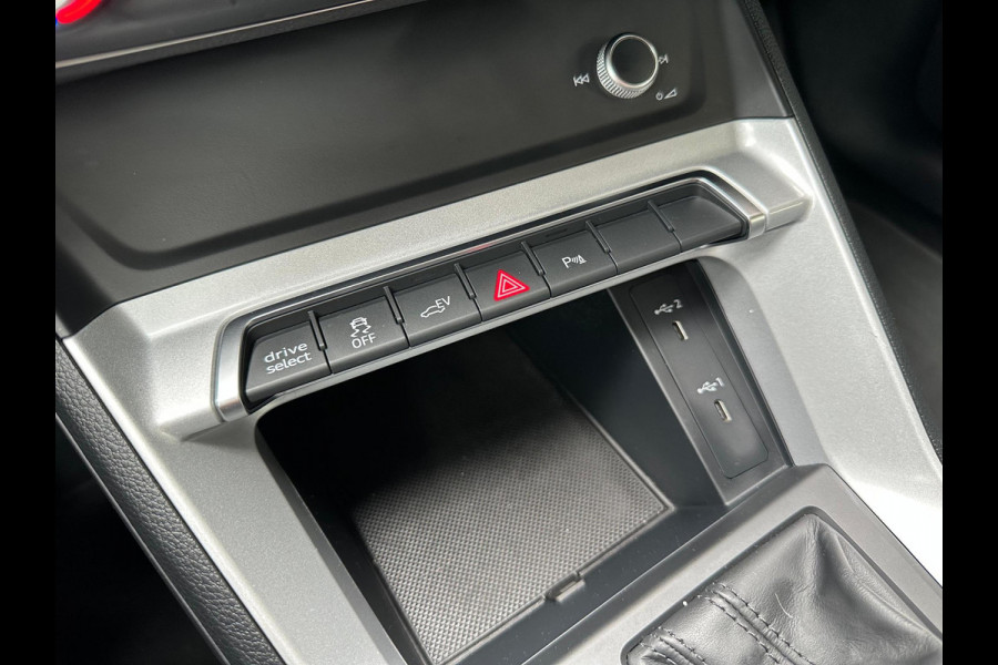 Audi Q3 Sportback 45 TFSI e Advanced Edition | S-Line | Black optic pakket | 19 Inch | Plug-in Hybride | NL-Auto | Camera |