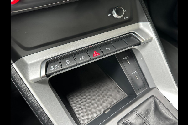 Audi Q3 Sportback 45 TFSI e Advanced Edition | S-Line | Black optic pakket | 19 Inch | Plug-in Hybride | NL-Auto | Camera |