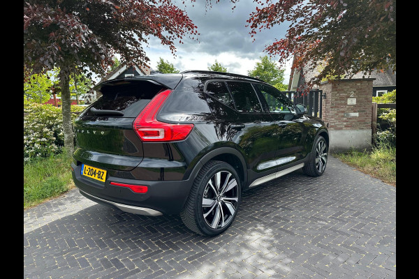 Volvo XC40 Recharge P8 AWD R-Design 408 PK | Panoramadak | Camera | Warmtepomp | NL-Auto |