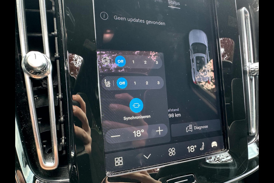 Volvo XC40 Recharge P8 AWD R-Design 408 PK | Panoramadak | Camera | Warmtepomp | NL-Auto |