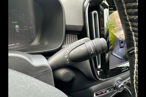 Volvo XC40 Recharge P8 AWD R-Design 408 PK | Panoramadak | Camera | Warmtepomp | NL-Auto |