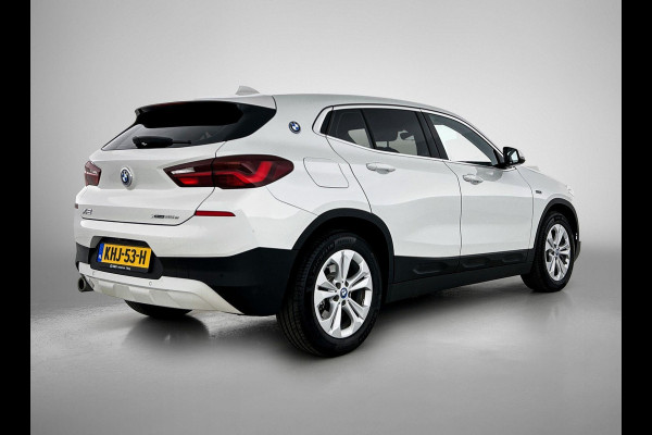 BMW X2 xDrive25e Exe. Plug-In Hybrid CAMERA | EL. BED. ACHTERKLEP | PRIVACY-GLASS