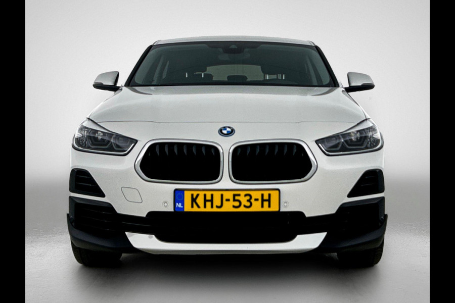 BMW X2 xDrive25e Exe. Plug-In Hybrid CAMERA | EL. BED. ACHTERKLEP | PRIVACY-GLASS