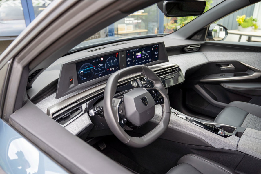 Peugeot 3008 1.2 Hybrid 136 Allure|Prijs rijklaar incl. 12 mnd garantie| Camera Carplay DAB parkeersensoren achter LMV LED
