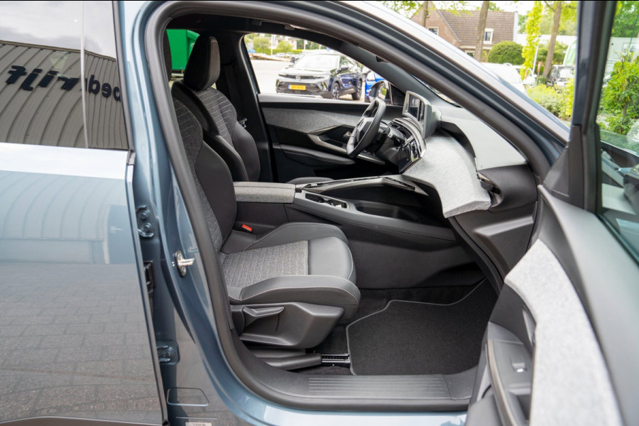Peugeot 3008 1.2 Hybrid 136 Allure|Prijs rijklaar incl. 12 mnd garantie| Camera Carplay DAB parkeersensoren achter LMV LED
