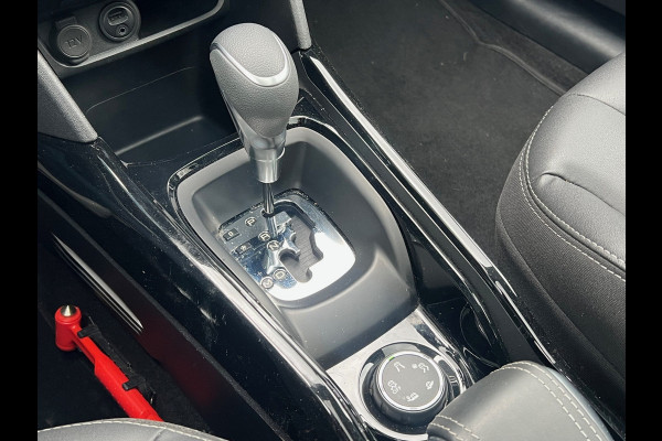 Peugeot 2008 BWJ 2018 | 1.2PT 111PK Allure AUTOMAAT | TREKHAAK | PANO DAK | CLIMA | NAVI | CAMERA A | LEDER/STOF | CARPLAY |