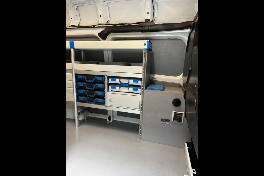 Ford Transit Custom SERVICEWAGEN LANG/ HOOG 320 2.0 TDCI EURO6 L2H2 TREND SORTIMO V230 OMVORMER TREKHAAK STANDKACHEL RIJKLAARPRIJS