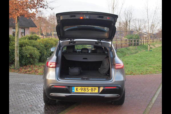 Mercedes-Benz EQC 400 4MATIC Business Solution 80 kWh | SOH 93% | Camera | Sfeerverlichting | Apple Carplay | Adaptieve Cruise Control |