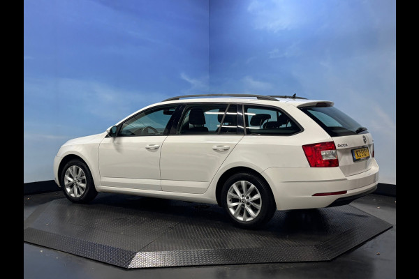 Škoda Octavia Combi 1.0 TSI Greentech Ambition Business Automaat | Navi | Clima | Cruise | PDC | Camera