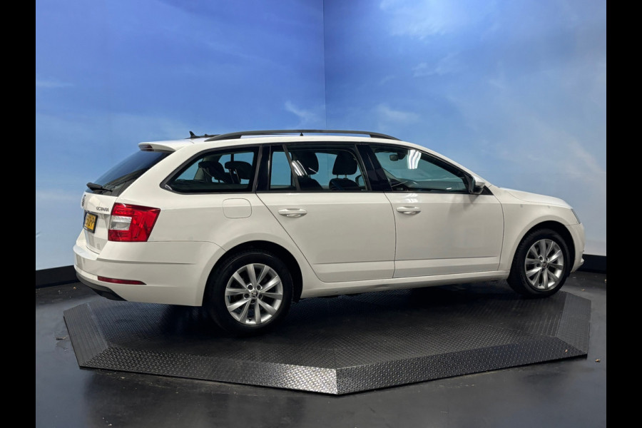 Škoda Octavia Combi 1.0 TSI Greentech Ambition Business Automaat | Navi | Clima | Cruise | PDC | Camera