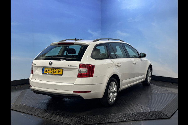 Škoda Octavia Combi 1.0 TSI Greentech Ambition Business Automaat | Navi | Clima | Cruise | PDC | Camera