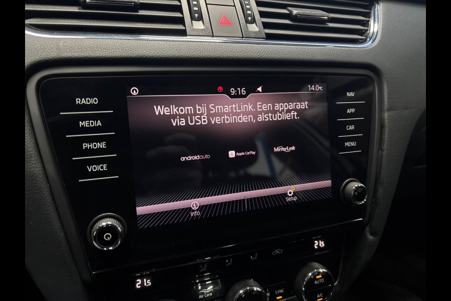 Škoda Octavia Combi 1.0 TSI Greentech Ambition Business Automaat | Navi | Clima | Cruise | PDC | Camera