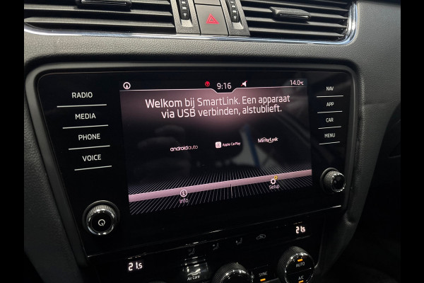 Škoda Octavia Combi 1.0 TSI Greentech Ambition Business Automaat | Navi | Clima | Cruise | PDC | Camera