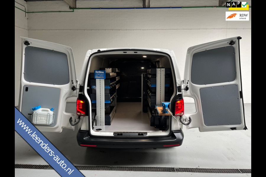 Volkswagen Transporter Automaat DSG Servicewagen 2.0 TDI 150pk L2H1 3Persoons Sortimo Inrichting, Airco, Navigatie, RIJKLAARPRIJS!