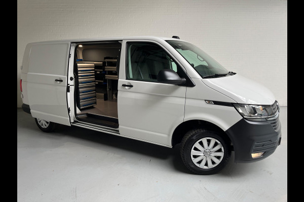 Volkswagen Transporter Automaat DSG Servicewagen 2.0 TDI 150pk L2H1 3Persoons Sortimo Inrichting, Airco, Navigatie, RIJKLAARPRIJS!