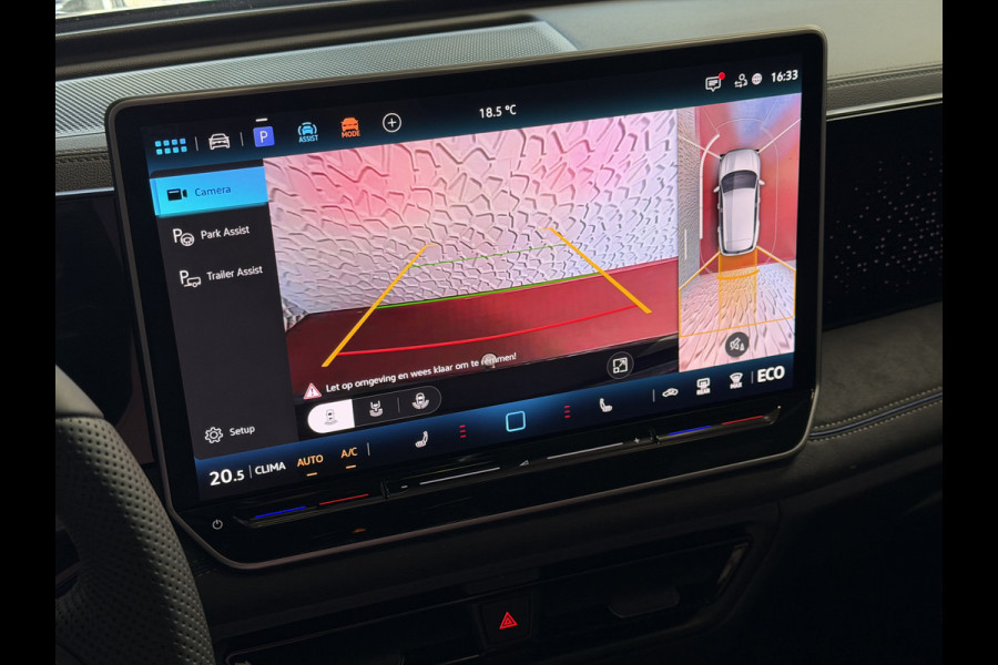 Volkswagen Tiguan 1.5 eHYBRID 272 PK NW AUTO R-LINE VW.TREKHAAK BLACK PANO XL.NAVI STOEL/STUUR VERW. BLACK.STYLE 360.CAM ELEK.KLEP MATRIX.LED 20'' PHEV PLUG IN HYBRID ✅Top Auto's Wijchen , 30 Jaar Specialist in Volkswagen  : Alle Type's : R-Line Edition / Style / First Edition / Highline / Life , Zowel PHEV / HEV / MHEV / Benzine ✅