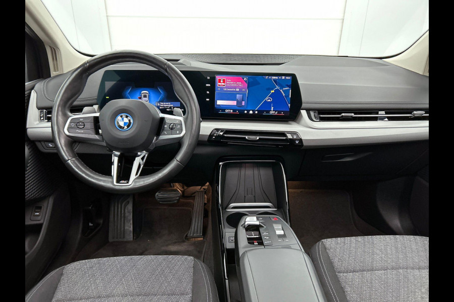 BMW 2 Serie Active Tourer Plug-In Hybrid 225e xDrive PANORAMADAK | MEM. STOEL | 360° CAMERA | HEAD-UP