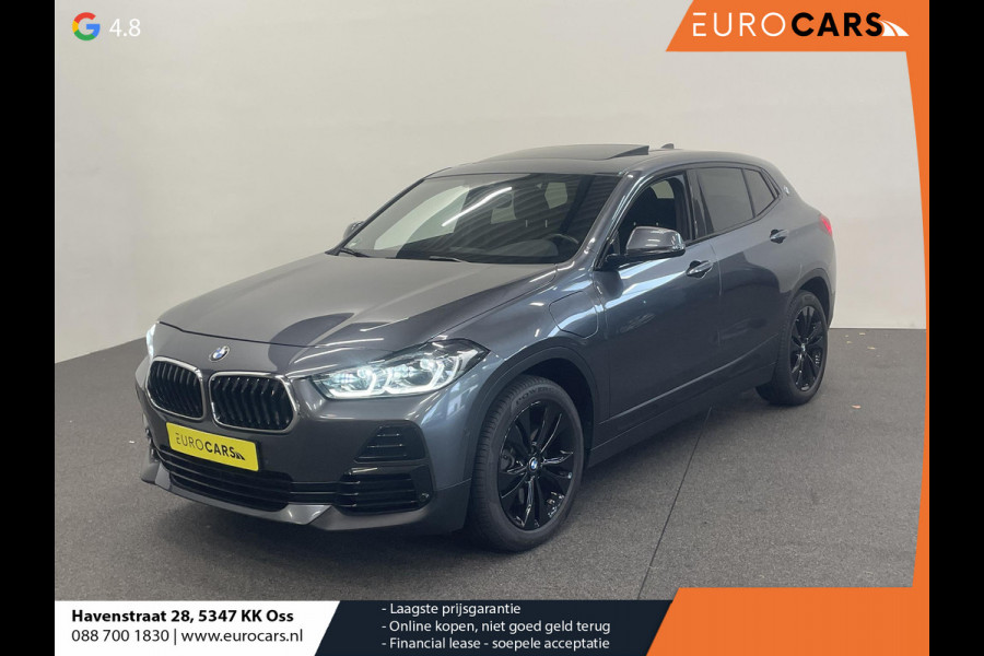 BMW X2 xDrive25e High Executive Sportline Panoramadak Groot Navi carplay/android Sportstoelen stoelverwarming parkeersensoren Voor+Achter Donkere hemel