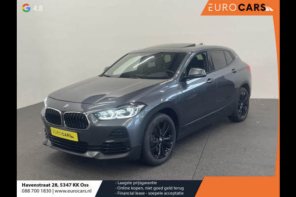 BMW X2 xDrive25e High Executive Sportline Panoramadak Groot Navi carplay/android Sportstoelen stoelverwarming parkeersensoren Voor+Achter Donkere hemel