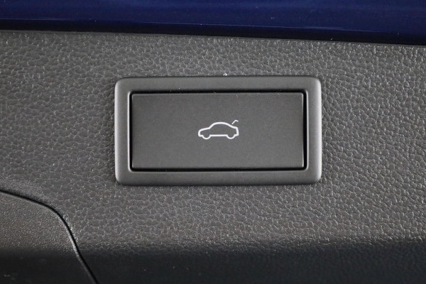 Škoda Superb Combi 1.5 TSI MHEV First Edition 150 p | Panoramadak | 19 inch | Lounge Interieur | Led Matrix | Travel assist plus | Verlengde garantie