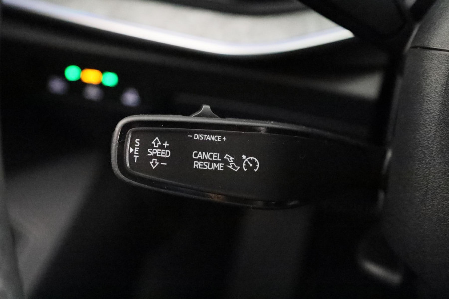 Škoda Superb Combi 1.5 TSI MHEV First Edition 150 p | Panoramadak | 19 inch | Lounge Interieur | Led Matrix | Travel assist plus | Verlengde garantie