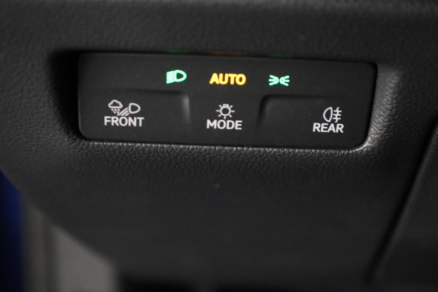 Škoda Superb Combi 1.5 TSI MHEV First Edition 150 p | Panoramadak | 19 inch | Lounge Interieur | Led Matrix | Travel assist plus | Verlengde garantie