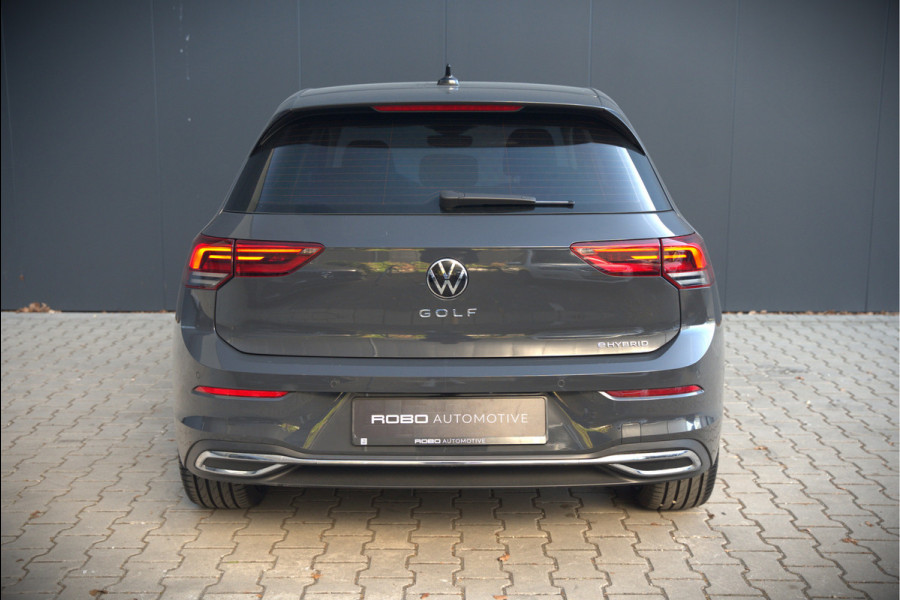 Volkswagen Golf 1.4 eHybrid Style | Memory seat | Massage | Adaptive cruise control | Elektrische stoel | Keyless | Apple Carplay | Parkeersensoren | Ambiance Verlichting | SOH 99.73%