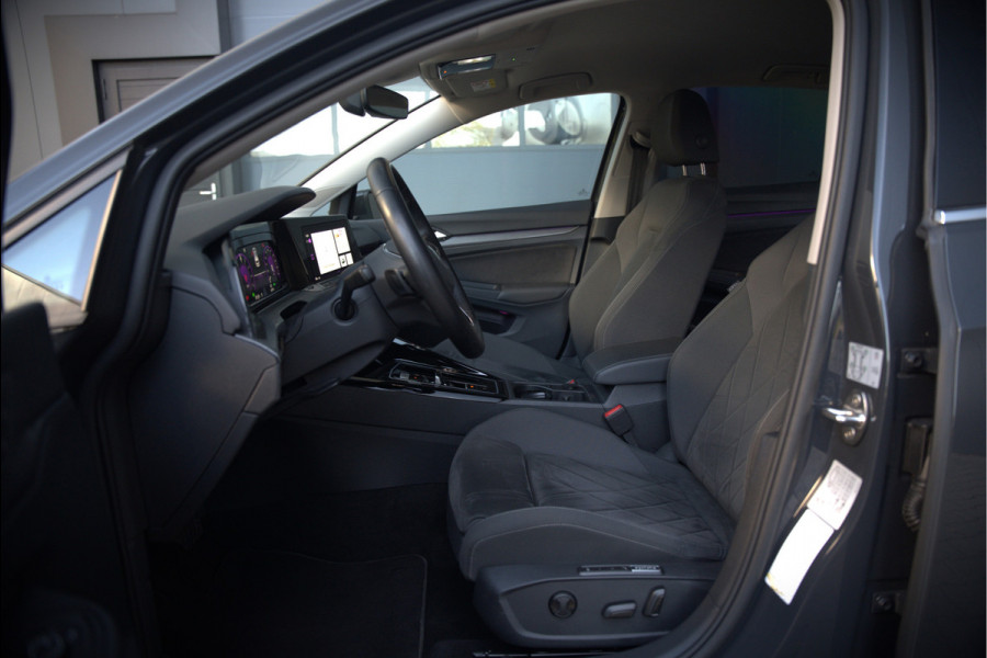 Volkswagen Golf 1.4 eHybrid Style | Memory seat | Massage | Adaptive cruise control | Elektrische stoel | Keyless | Apple Carplay | Parkeersensoren | Ambiance Verlichting | SOH 99.73%