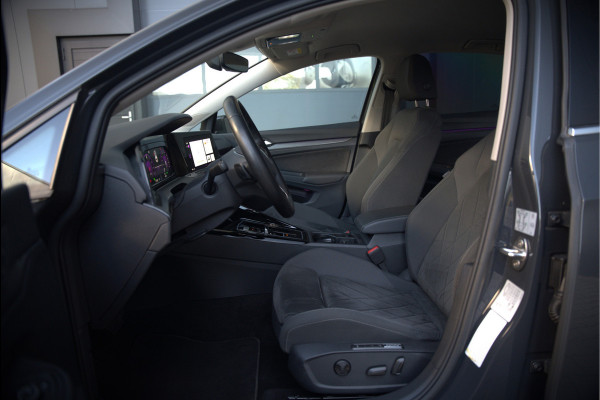 Volkswagen Golf 1.4 eHybrid Style | Memory seat | Massage | Adaptive cruise control | Elektrische stoel | Keyless | Apple Carplay | Parkeersensoren | Ambiance Verlichting | SOH 99.73%