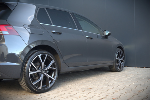 Volkswagen Golf 1.4 eHybrid Style | Memory seat | Massage | Adaptive cruise control | Elektrische stoel | Keyless | Apple Carplay | Parkeersensoren | Ambiance Verlichting | SOH 99.73%