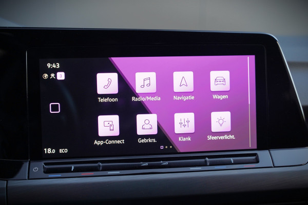 Volkswagen Golf 1.4 eHybrid Style | Memory seat | Massage | Adaptive cruise control | Elektrische stoel | Keyless | Apple Carplay | Parkeersensoren | Ambiance Verlichting | SOH 99.73%