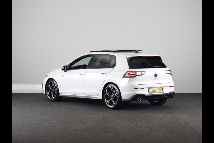 Volkswagen Golf GTI 2.0 195 kW / 265 pk TSI Hatchback 7 versn. DSG | Verlengde garantie | Panorama dak | Head up Display | Harman Kardon |