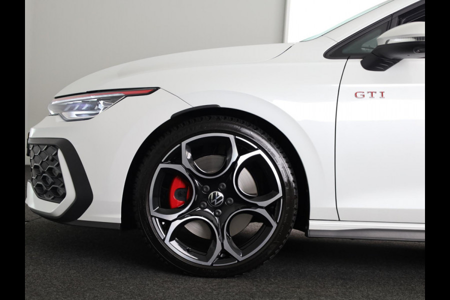Volkswagen Golf GTI 2.0 195 kW / 265 pk TSI Hatchback 7 versn. DSG | Verlengde garantie | Panorama dak | Head up Display | Harman Kardon |