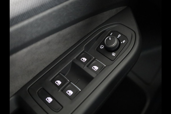 Volkswagen Golf GTI 2.0 195 kW / 265 pk TSI Hatchback 7 versn. DSG | Verlengde garantie | Panorama dak | Head up Display | Harman Kardon |
