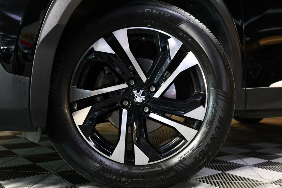 Peugeot 2008 1.2 PureTech GT AVM AUTOMAAT NAVI LANE DAB CLIMA "23
