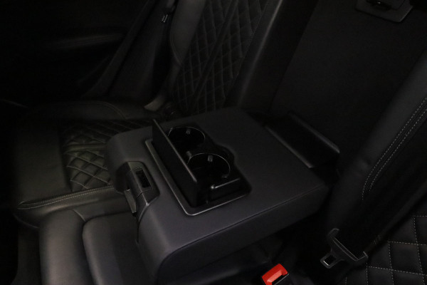 Audi Q5 2.0 TFSI quattro Sport S Line Black Edition QUANTUM GRIJS Head up Leder Panorama dak