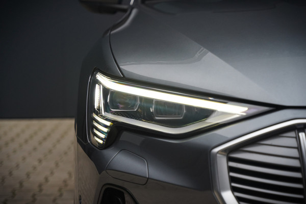 Audi e-tron Sportback 50 quattro S edition 71 kWh S-Line | Panoramadak | Memory Seats | Luchtvering | Adaptive Cruise Control | Apple Carplay | Keyless | Matrix LED | Leder | Stoelverwarming | NAP |