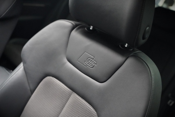 Audi e-tron Sportback 50 quattro S edition 71 kWh S-Line | Panoramadak | Memory Seats | Luchtvering | Adaptive Cruise Control | Apple Carplay | Keyless | Matrix LED | Leder | Stoelverwarming | NAP |