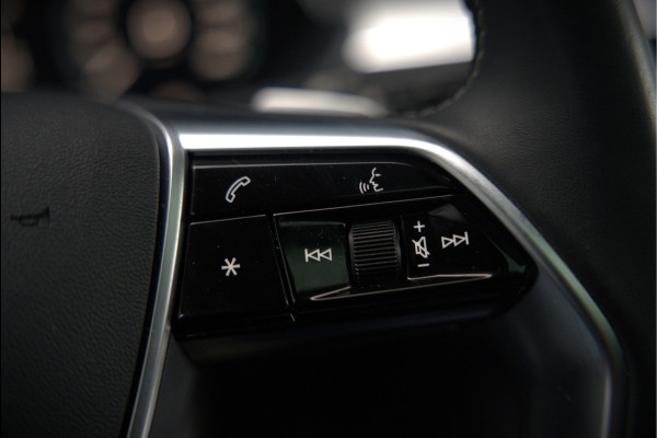 Audi e-tron Sportback 50 quattro S edition 71 kWh S-Line | Panoramadak | Memory Seats | Luchtvering | Adaptive Cruise Control | Apple Carplay | Keyless | Matrix LED | Leder | Stoelverwarming | NAP |
