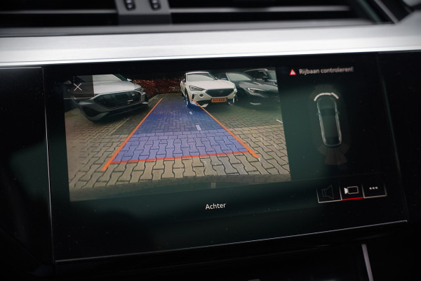 Audi e-tron Sportback 50 quattro S edition 71 kWh S-Line | Panoramadak | Memory Seats | Luchtvering | Adaptive Cruise Control | Apple Carplay | Keyless | Matrix LED | Leder | Stoelverwarming | NAP |