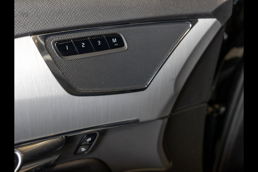 Volvo XC90 2.0 T8 Recharge AWD R-Design 7 zitter / 390pk / Trekhaak / Leder / Stoel en stuur verwarming /