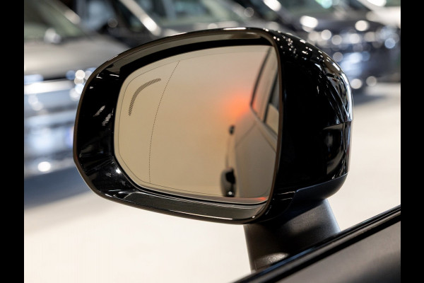 Volvo XC90 2.0 T8 Recharge AWD R-Design 7 zitter / 390pk / Trekhaak / Leder / Stoel en stuur verwarming /