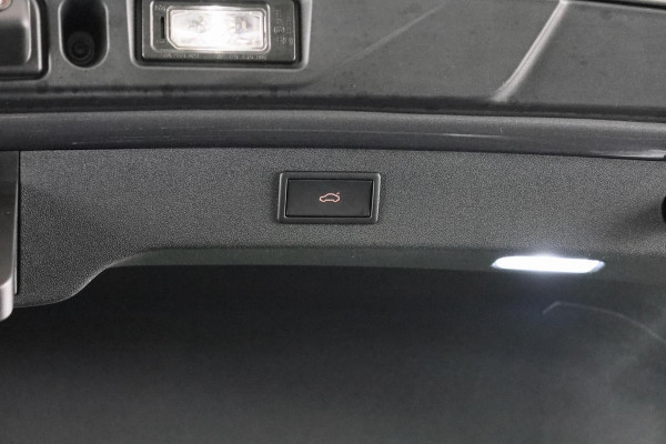 Škoda ENYAQ Coupé iV 85 Business Edition 286pk | Panoramadak | Navigatie | 20 inch Lichtmetalen velgen | Parkeercamera | Elektrisch verstelbare voorstoel