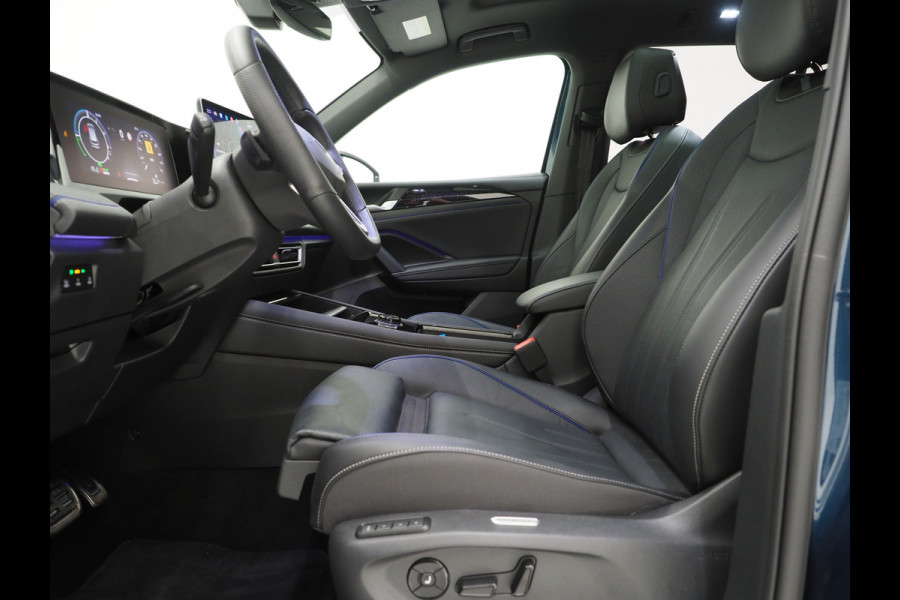 Volkswagen Tiguan 1.5 eHybrid R-Line Edition | Panoramadak | Leder | Trekhaak | Harman/Kardon | HUD | Massage | 360 | Sfeerlicht | Carplay