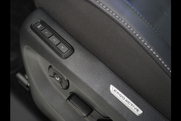 Volkswagen Tiguan 1.5 eHybrid R-Line Edition | Panoramadak | Leder | Trekhaak | Harman/Kardon | HUD | Massage | 360 | Sfeerlicht | Carplay