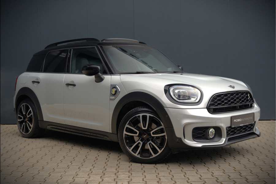 MINI Countryman 1.5 Cooper S E ALL4 | JCW | Panoramadak | Stoelverwarming | Harman Kardon | Head-Up Display | John Cooper Works | Camera | Apple Carplay | Parkeersensoren | Keyless | SOH 86%